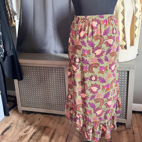 Status by Chenault Green Floral High Low Ruffled Maxi Skirt. Size Small - Picture 5 of 8